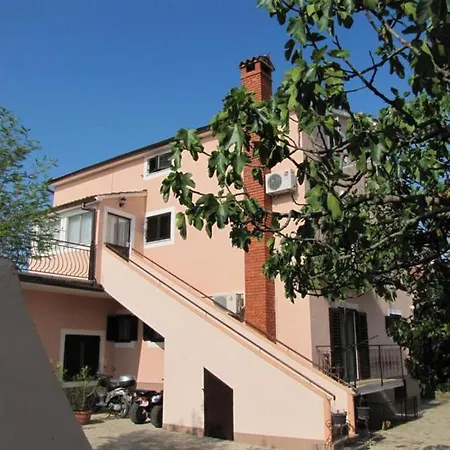 Peteh Apartment